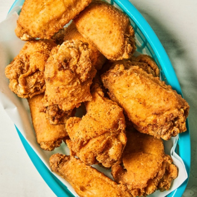 Crispy Chicken Wings - 7 (Option to add Whiting).