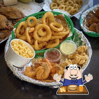 Shrimp and Oyster Combo Platter