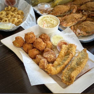 Fish and Scallop Combo Platter